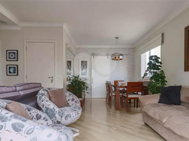 Apartamento à venda com 3 suítes em Alto da Lapa, São Paulo, SP