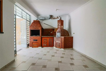 Casa à venda com 3 quartos, sendo 2 suítes, em Ferreira, São Paulo, SP