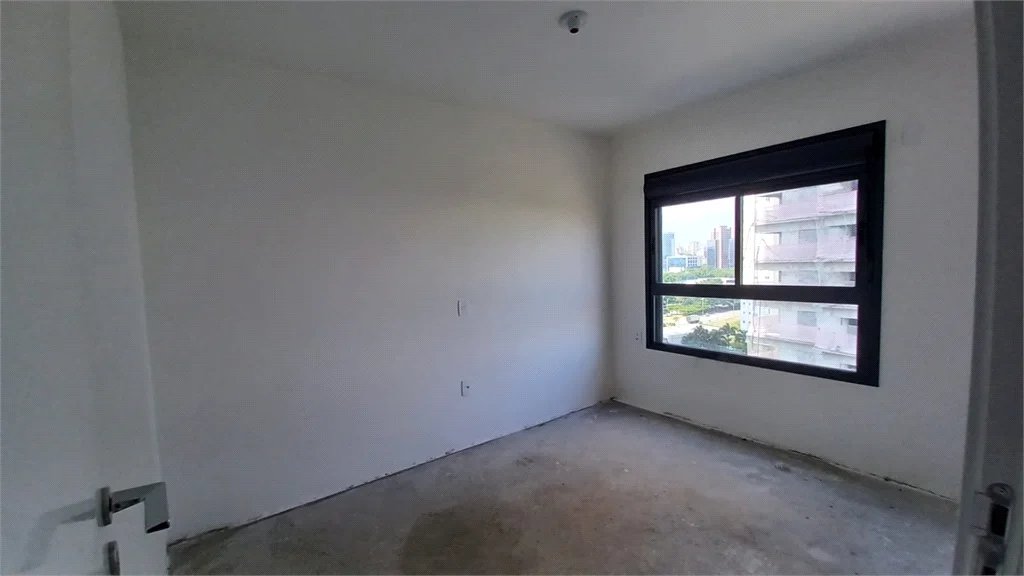 Apartamento à venda com 4 quartos, sendo 2 suítes, em Água Branca, São Paulo, SP