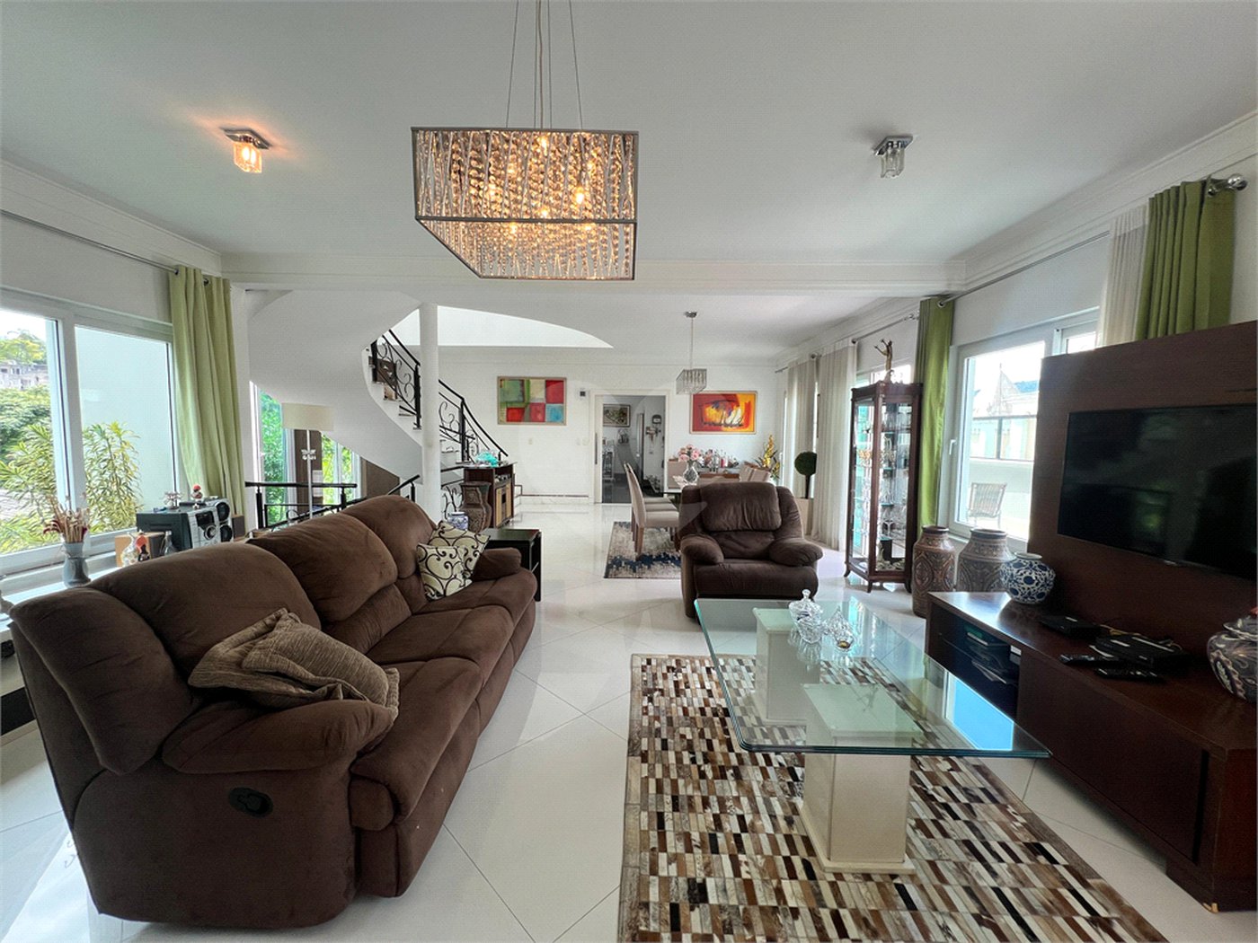 Casa à venda com 3 suítes no condomínio Quinta de Santo Antônio, São Paulo - SP
