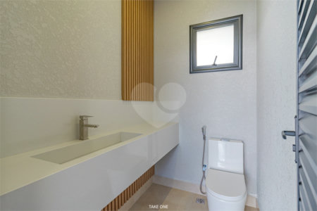 Casa à venda com 3 quartos, sendo 1 suíte, no condomínio Residencial London Park, Indaiatuba - SP