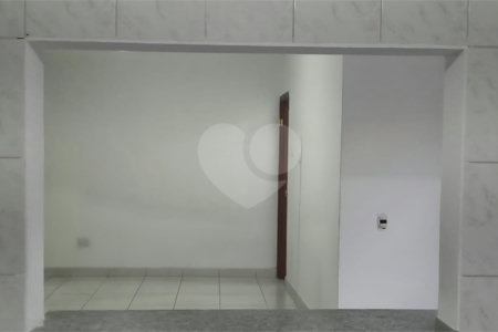 Sobrado à venda com 3 quartos, sendo 1 suíte,  em Bosque, Vinhedo, SP