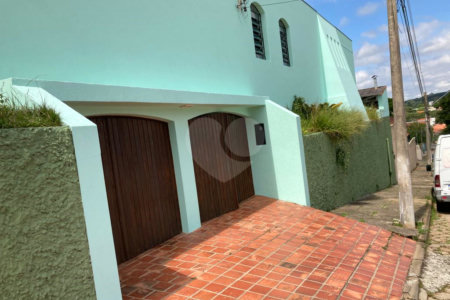 Casa à venda com 3 quartos, sendo 1 suíte,  em Vila Rosa, Itapetininga, SP