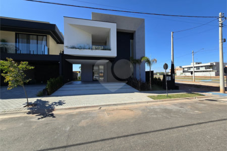 Casa à venda com 3 suítes em Residencial Teriva Vista da Serra, Atibaia, SP