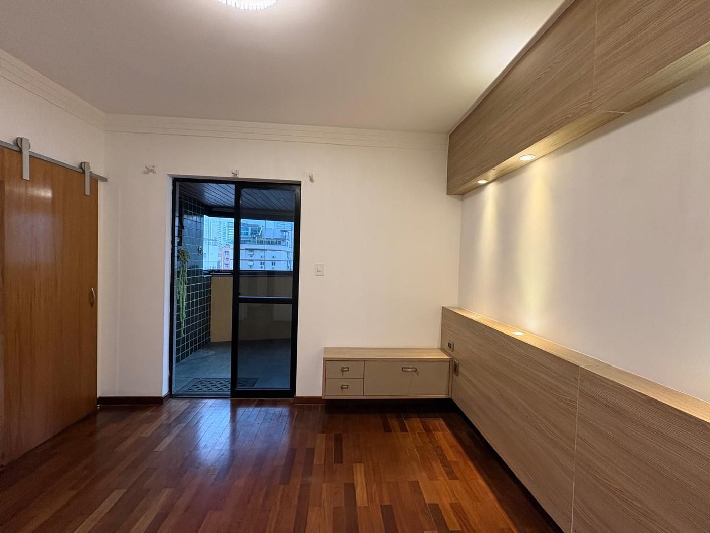 Apartamento com 3 dormitórios à venda, 145 m² por R$ 1.350.000,00 - Pompéia - Santos/SP
