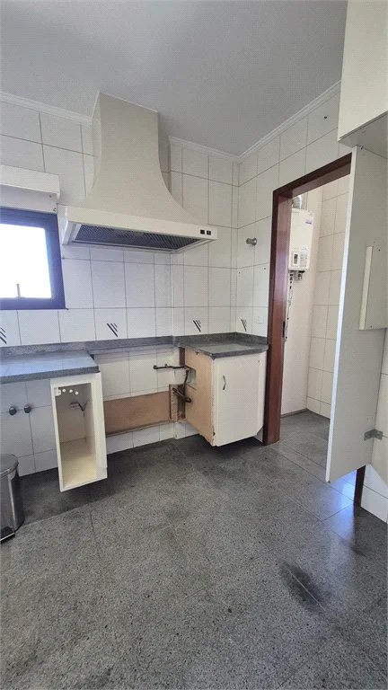 Apartamento à venda ou para alugar com 3 quartos, sendo 2 suítes, em Vila Romana, São Paulo, SP