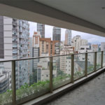Apartamento à venda com 3 suítes em Moema, São Paulo, SP