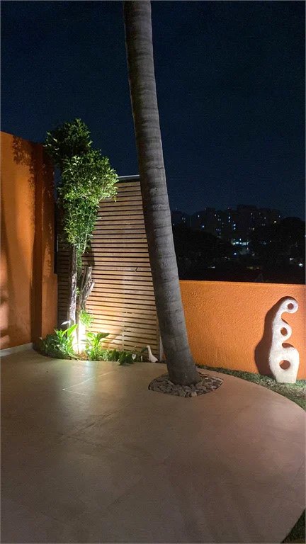 Sobrado à venda com 4 suítes em Vila Inah, São Paulo, SP