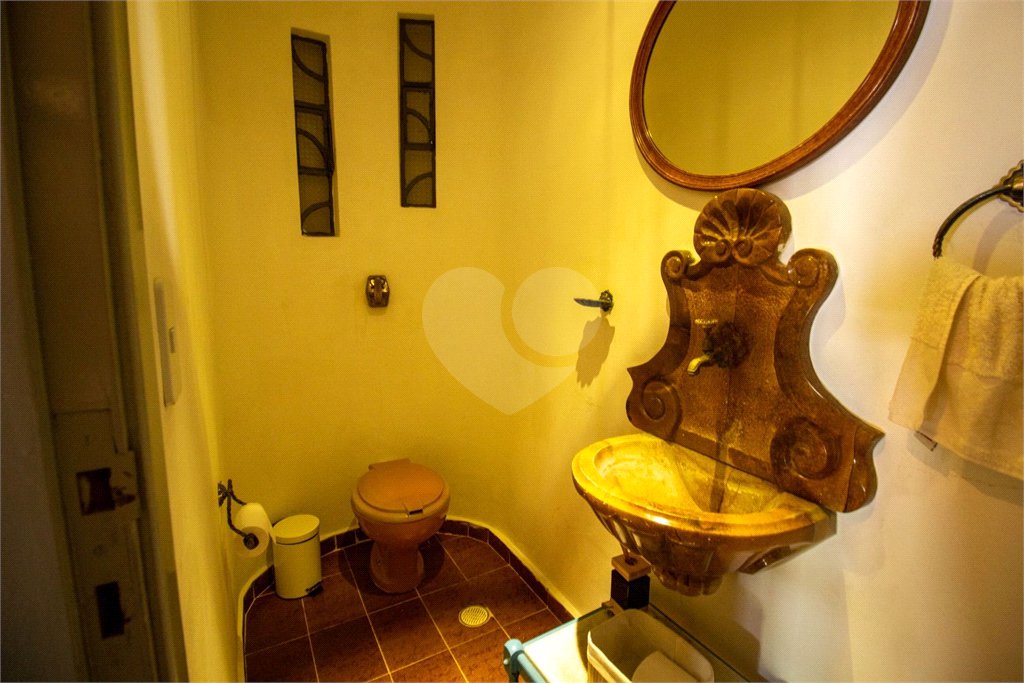 Sítio à venda com 7 quartos, sendo 6 suítes, em Jardim Santa Vitória (canguera), São Roque, SP