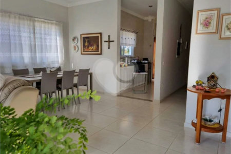 Casa à venda com 3 suítes no condomínio Acmti - Colinas do Mosteiro, Terras de Itaici e Recanto dos Pássaros, Indaiatuba - SP