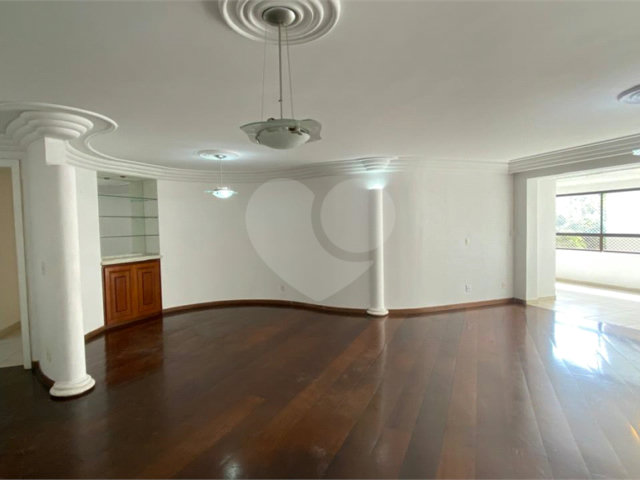 Apartamento para alugar com 3 suítes em Chácara Santo Antônio, São Paulo, SP
