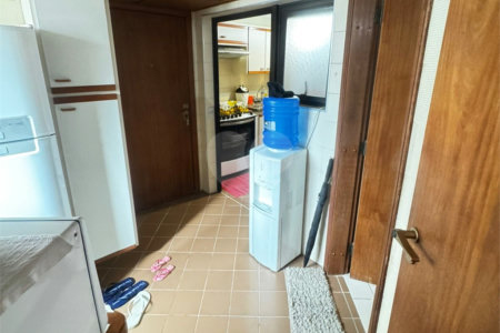 Apartamento à venda com 3 suítes em Pitangueiras, Guarujá, SP