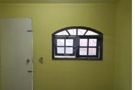 Sobrado à venda com 4 quartos em Barra Funda, São Paulo, SP