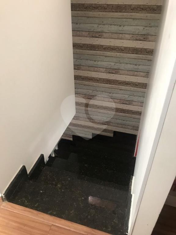 Casa à venda com 2 quartos, sendo 1 suíte, no condomínio Res Santa Inês, São Paulo - SP