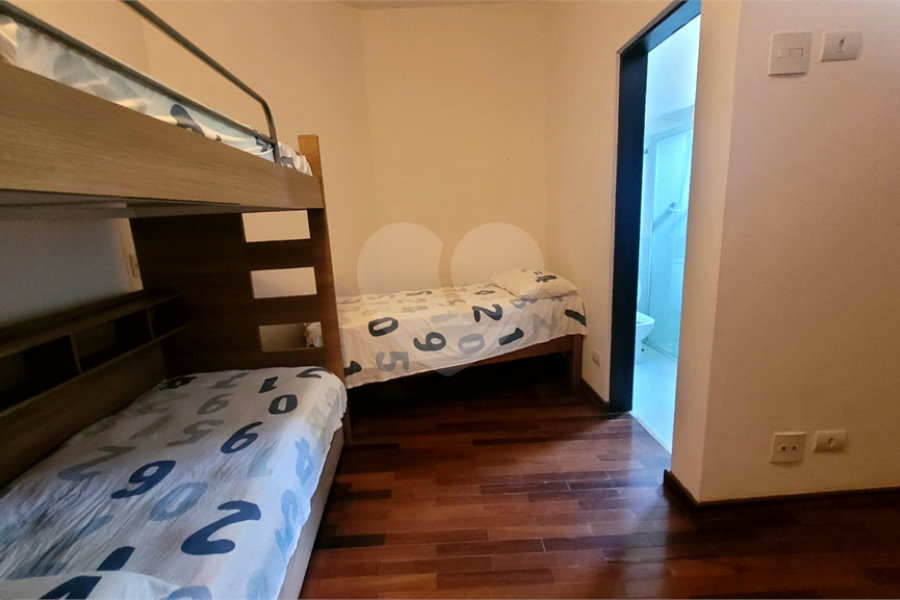 Casa à venda ou para alugar com 4 quartos, sendo 2 suítes, no condomínio Cantareira, Mairiporã - SP