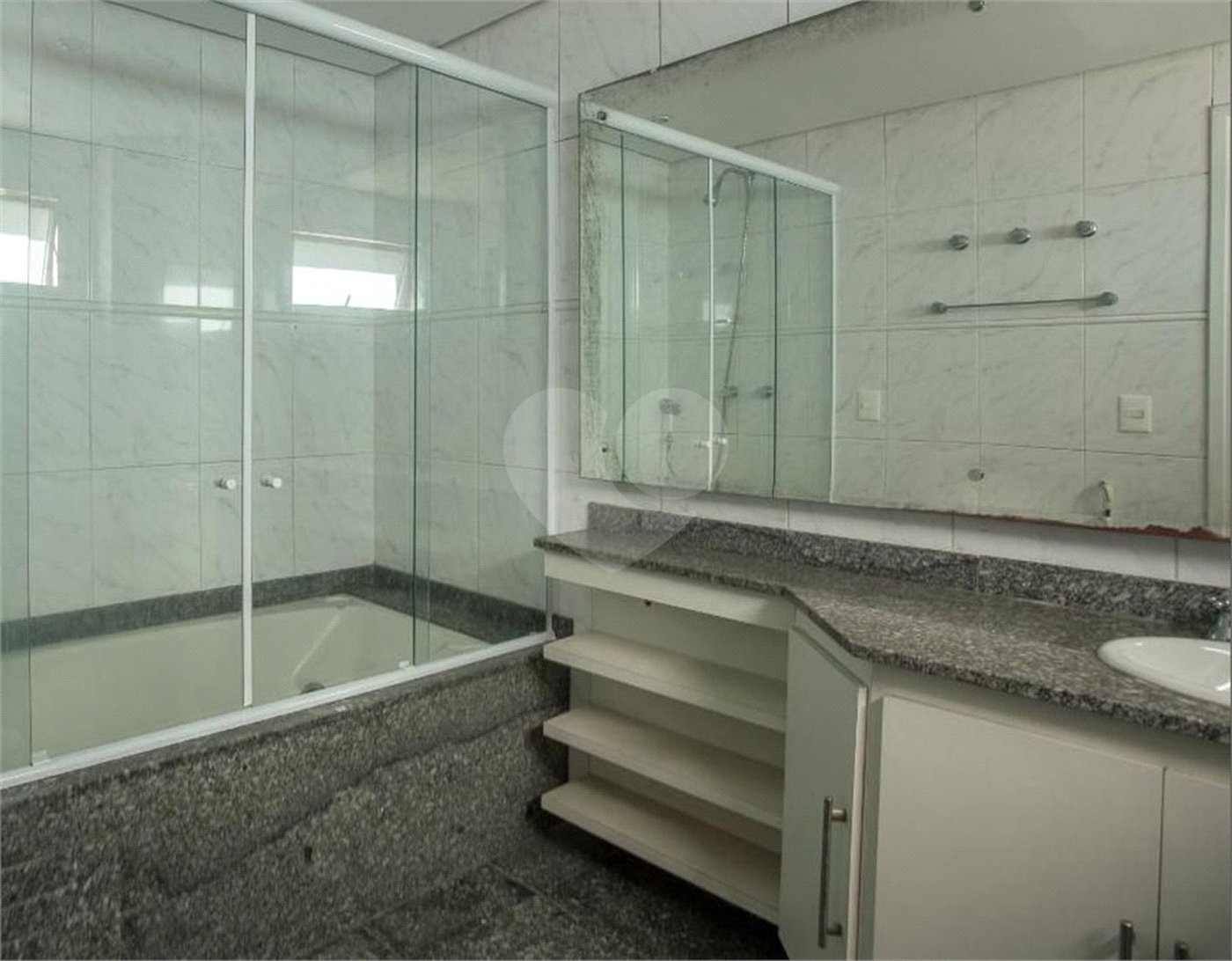 Apartamento à venda com 3 quartos, sendo 1 suíte,  em Santana, São Paulo, SP