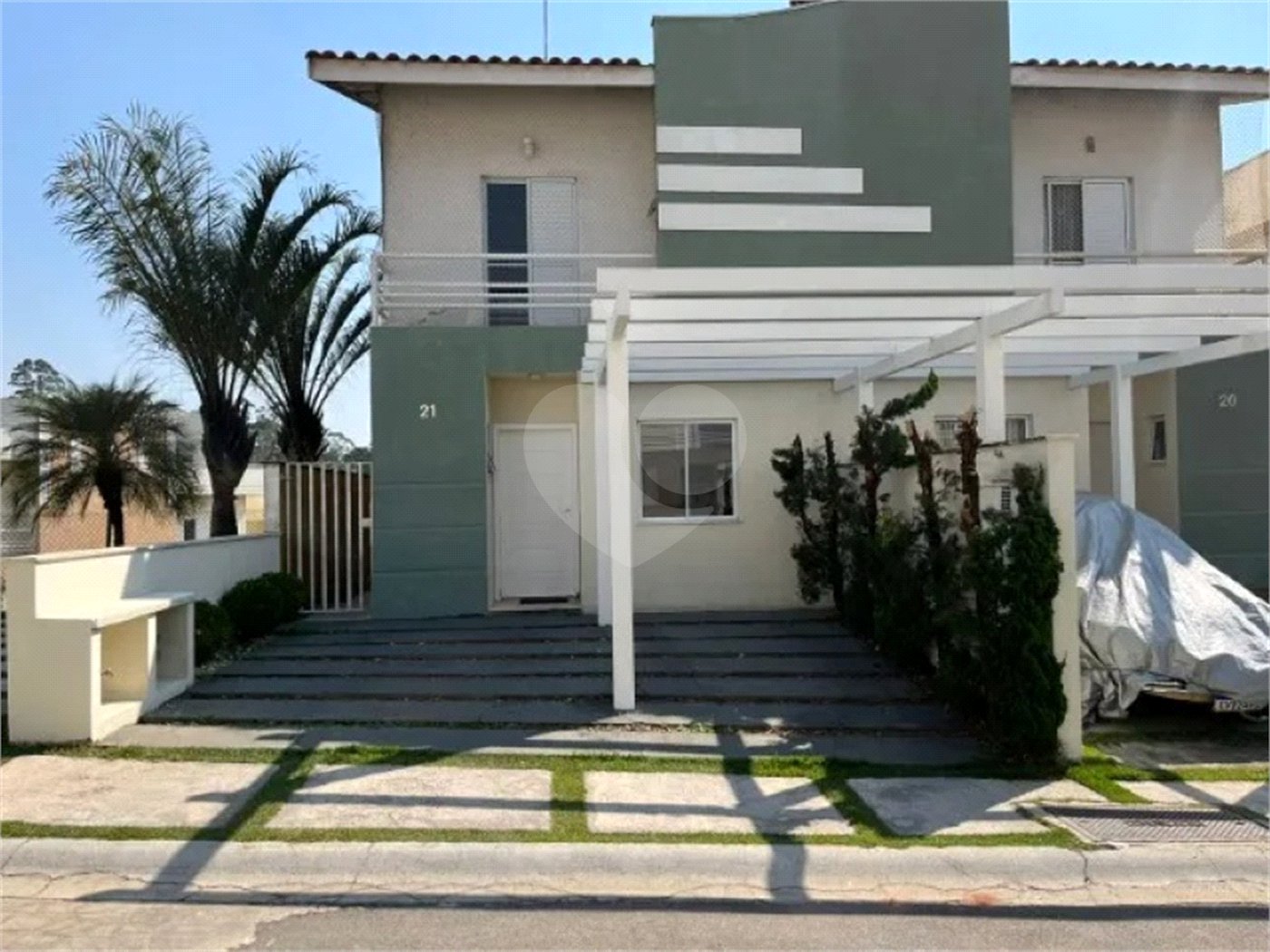 Sobrado à venda com 3 quartos, sendo 1 suíte,  em Jardim Belizário, Cotia, SP