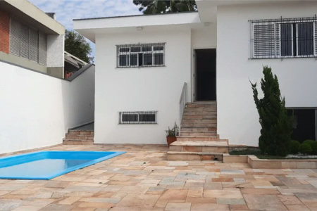 Casa à venda ou para alugar com 3 suítes em Alto da Lapa, São Paulo, SP