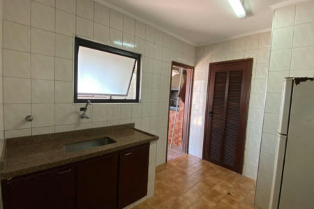 Cobertura com 4 dormitórios à venda, 400 m² por R$ 2.580.000,00 - Ponta da Praia - Santos/SP