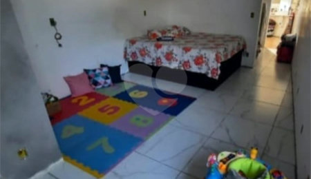 Sobrado à venda com 3 quartos, sendo 1 suíte, em Jardim Peri Peri, São Paulo, SP