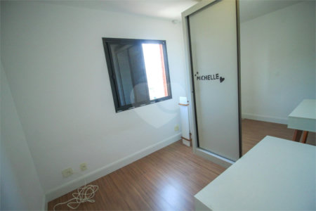 Apartamento à venda com 3 quartos, sendo 1 suíte,  em Mooca, São Paulo, SP