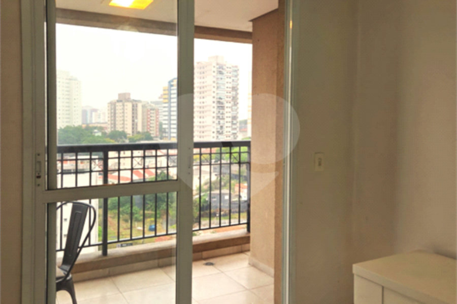 Apartamento na Chácara Inglesa com 2 dormitórios (1 suite), varanda, vista livre e vaga
