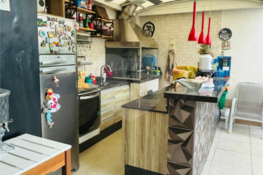 Casa à venda com 4 suítes no condomínio Maison Montparnasse, São Paulo - SP