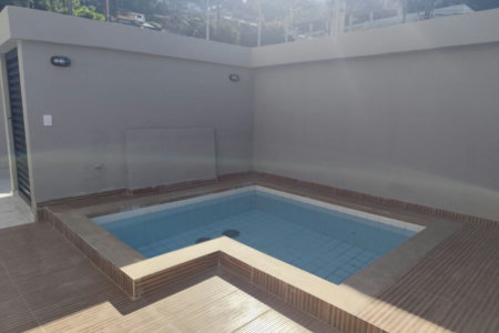 Casa com 2 dormitórios à venda, 100 m² por R$ 560.000,00 - Marapé - Santos/SP