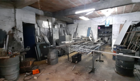 Sobrado à venda com 3 quartos, sendo 1 suíte, em Serra da Cantareira, Mairiporã, SP