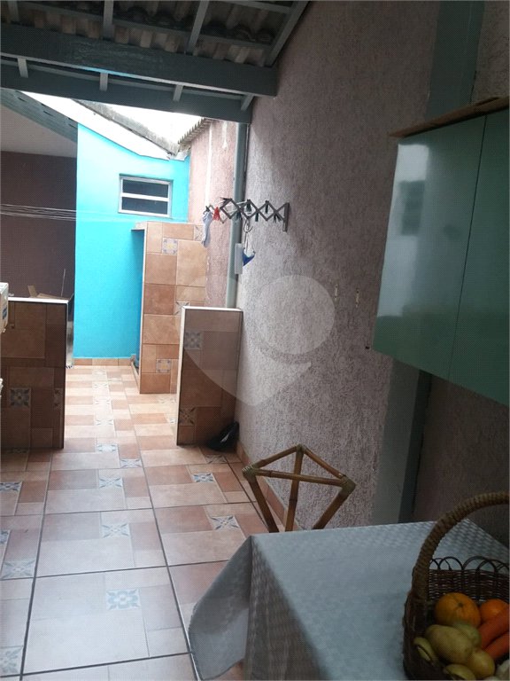 Casa Térrea à venda com 4 quartos, sendo 1 suíte,  em Vila Oliveira, Mogi das Cruzes, SP