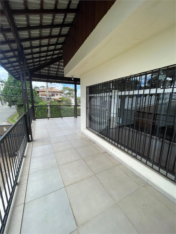 Sobrado à venda com 3 quartos, sendo 2 suítes,  em Vila Oliveira, Mogi das Cruzes, SP