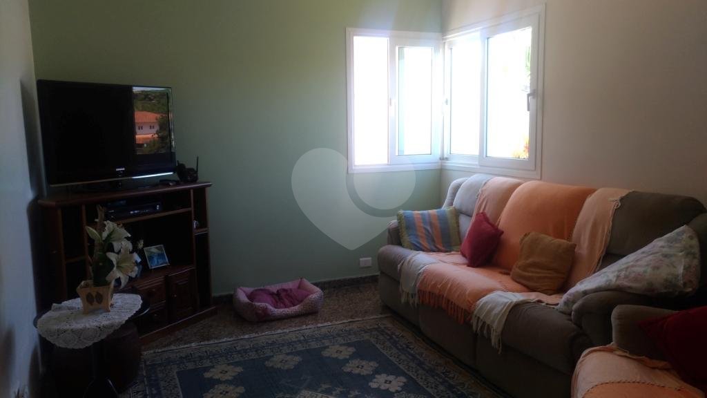Casa à venda com 5 suítes em Arujázinho I, Ii e Iii, Arujá, SP