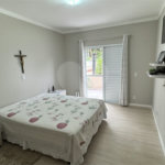 Casa à venda com 3 suítes no condomínio Residencial Delle Stelle, Louveira - SP