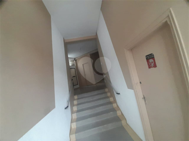 Apartamento à venda com 3 quartos, sendo 1 suíte,  no Centro, Serra Negra, SP