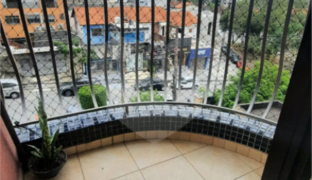 Apartamento à venda com 3 quartos, sendo 1 suíte, em Jardim Marajoara, São Paulo, SP