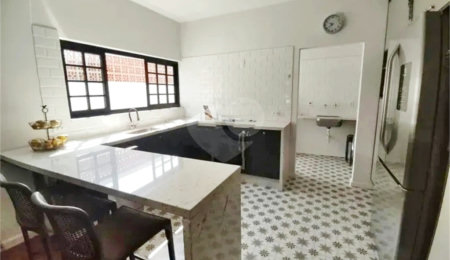 Casa à venda com 3 quartos, sendo 1 suíte,  em Parada Inglesa, São Paulo, SP