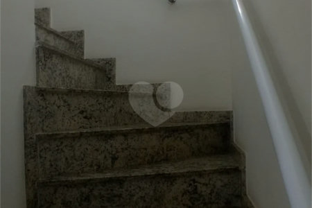 Casa à venda com 2 suítes no condomínio Residencial Pavoni I, São Paulo - SP
