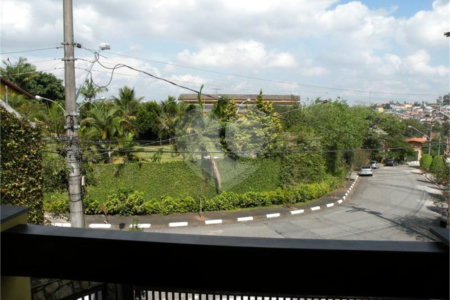 Casa à venda ou para alugar com 5 suítes em Parque dos Príncipes, São Paulo, SP