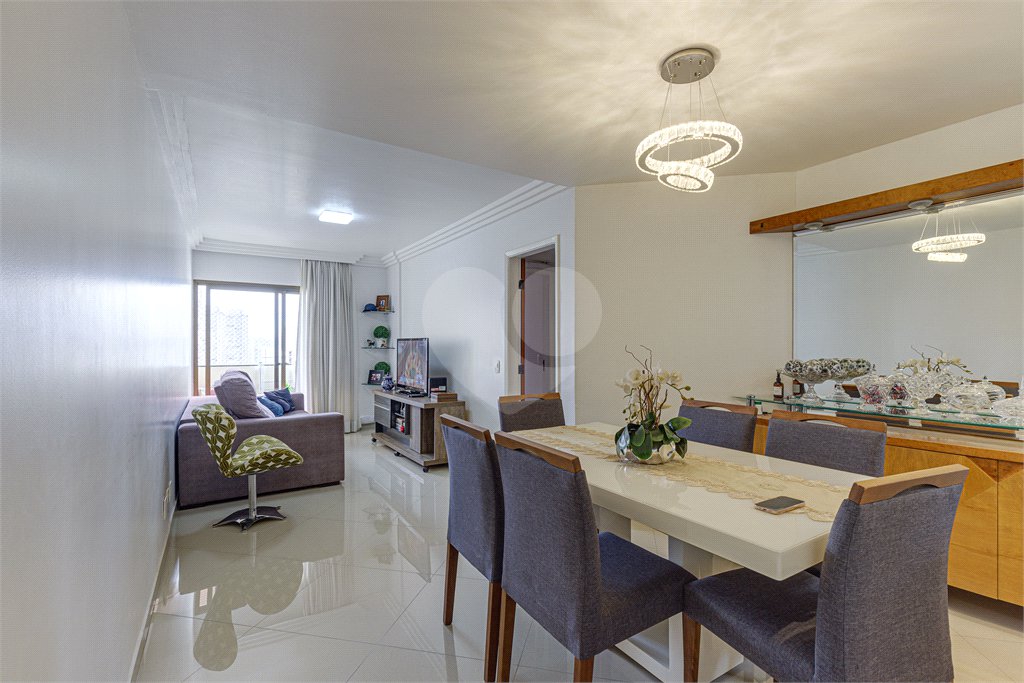 Apartamento à venda com 3 quartos, sendo 1 suíte, em Alto da Boa Vista, São Paulo, SP