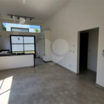Casa para alugar com 3 quartos, sendo 1 suíte, no condomínio Chácaras Brasil, Atibaia - SP