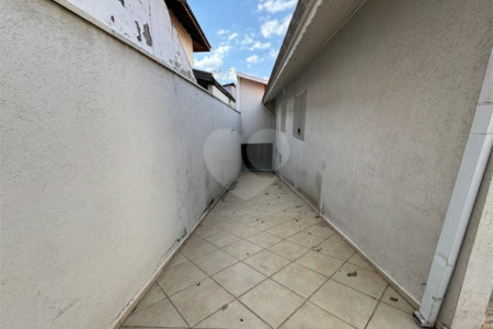 Casa à venda com 4 quartos, sendo 1 suíte, em Jardim das Samambaias, Jundiaí, SP