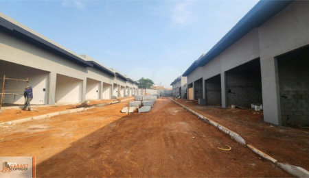 Salão Comercial para alugar em Jardim das Cerejeiras, Atibaia, SP
