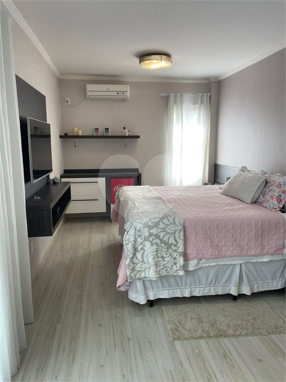 Casa à venda com 4 suítes no condomínio Aruã Lagos, Mogi das Cruzes - SP