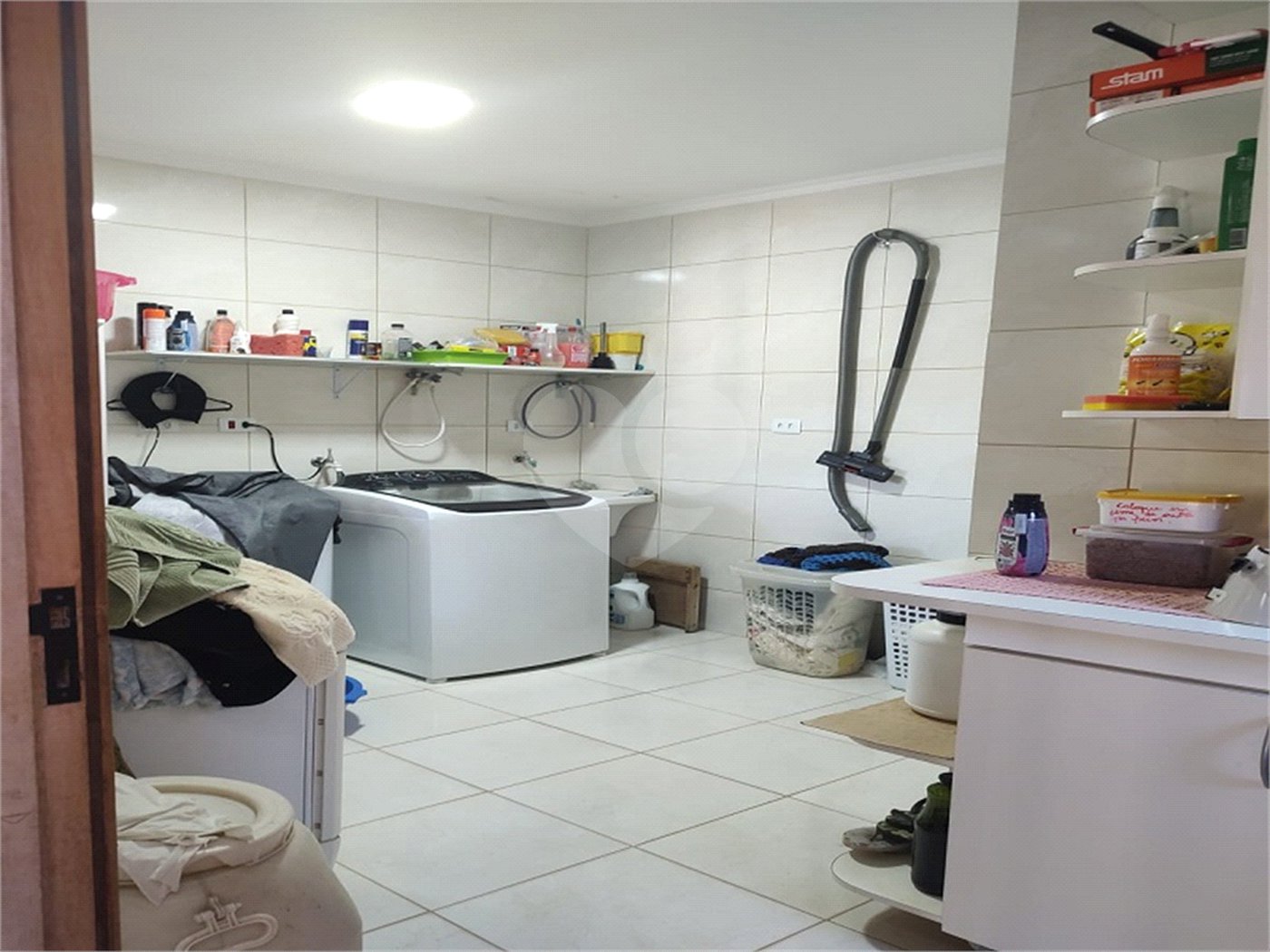 Chácara à venda com 4 quartos, sendo 1 suíte, em Chácaras Fernão Dias, Atibaia, SP
