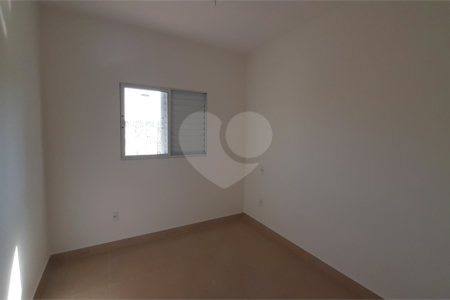 Casa à venda com 2 quartos no condomínio Residencial Luta, São Paulo - SP