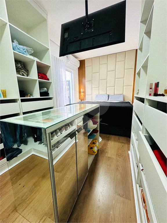 Casa à venda com 2 suítes, em Jardim Quaresmeira III, Suzano, SP