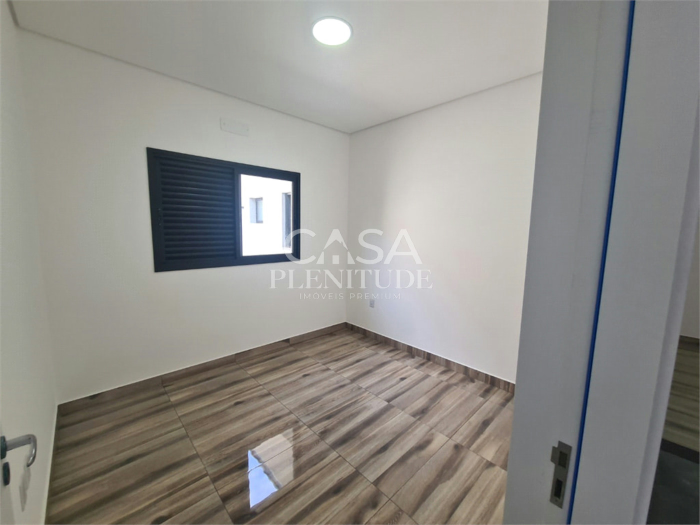 Casa em condomínio à venda com 3 quartos, sendo 1 suíte, em Wanel Ville, Sorocaba, SP
