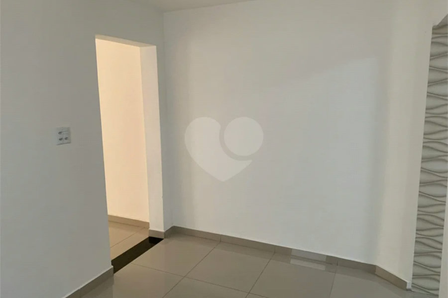 Sobrado à venda com 2 quartos em Tremembé, São Paulo, SP