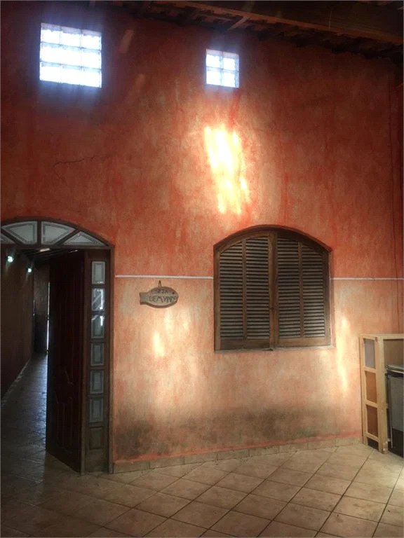 Casa à venda com 3 quartos em Vila Pirajussara, São Paulo, SP