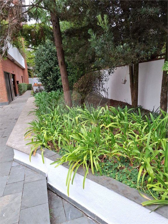 Apartamento à venda com 4 quartos, sendo 2 suítes,  em Brooklin Paulista, São Paulo, SP